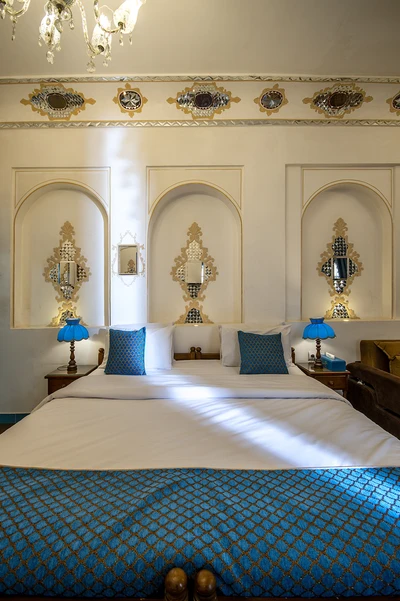 Ghasr Monshi Hotel