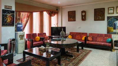 Hasht Behesht Hotel