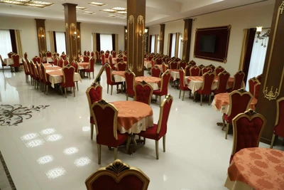 Niayesh Hotel