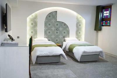 Raman Hotel