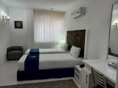 Alvand Hotel