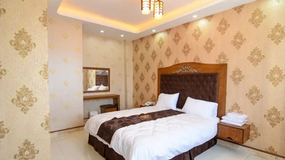 Mellat Hotel