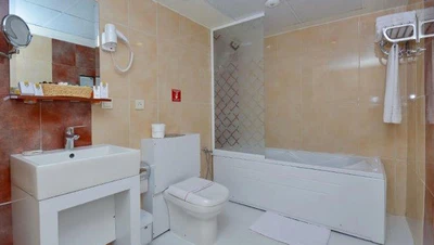 Elysee Hotel