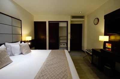 Elysee Hotel