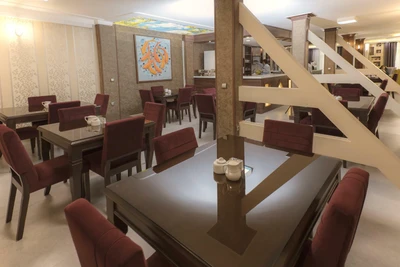 Alborz Hotel