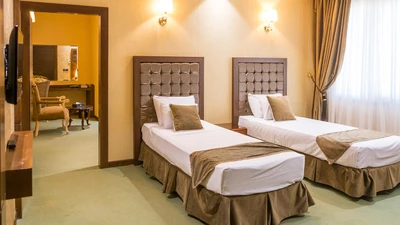 Almas Novin Hotel