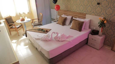Sepahan Hotel