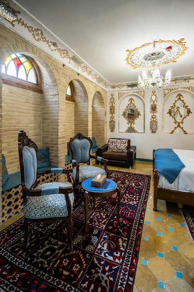 Ghasr Monshi Hotel