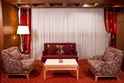Zandiyeh Hotel