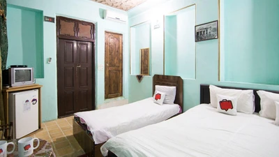 Golshan Traditional House
