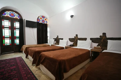 Rose Traditional Hotel