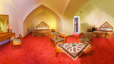 Laleh Bisotun Hotel