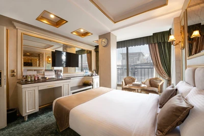 Rose Darvishi Hotel