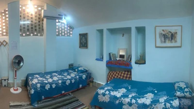 Noghli Traditional Hotel