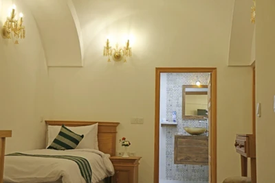 Karvanica Hotel
