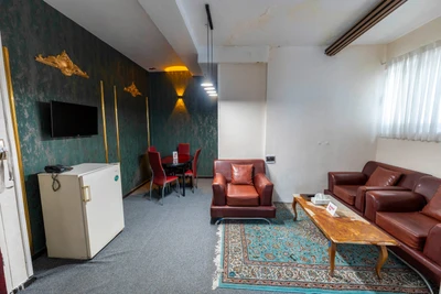 Persia Hotel 