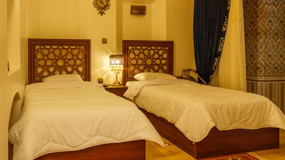Pars Traditional Hotel