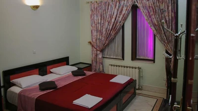 Hasht Behesht Hotel