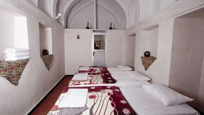 Sarabi Traditional Hotel