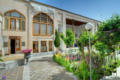 Donse Bekhradi Boutique Hotel