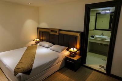 Gostaresh Hotel