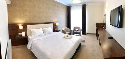 Yazd Tourist Hotel