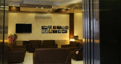 Alvand Hotel
