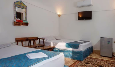 Khansalar Hotel