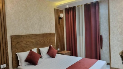 Sufi Hotel