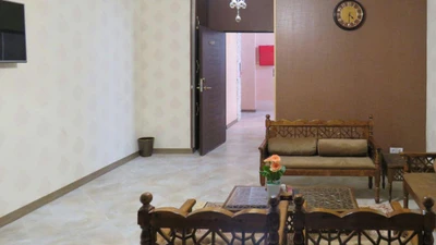 Kourosh Hotel