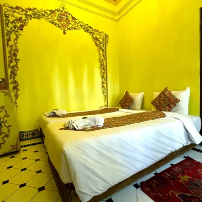 Darvash Traditional Hotel
