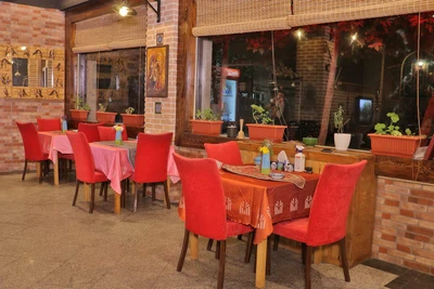 Ferdowsi Grand Hotel