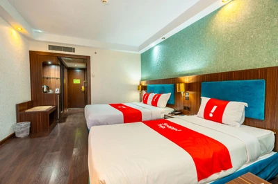 Parsian Enghelab Hotel