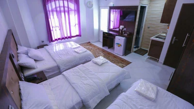Qobad Hotel