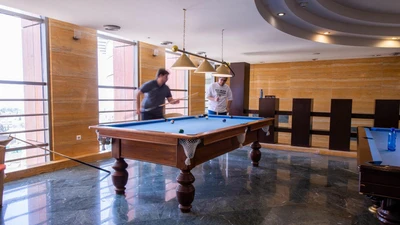 Shiraz Grand Hotel