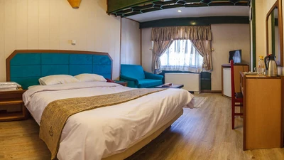 Khaneye Sabz Hotel