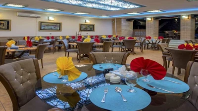 Parsian Buali Hotel