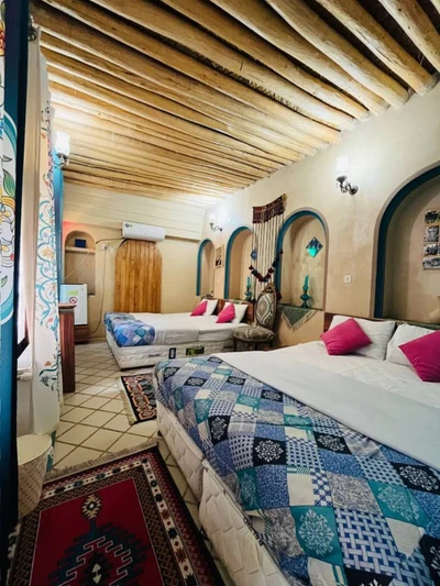 Mahmonir Traditional Hotel