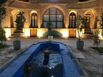 Arghavan Traditional Hotel