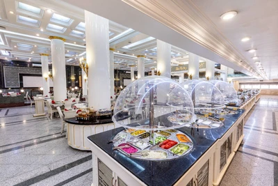 Ghasr International Hotel