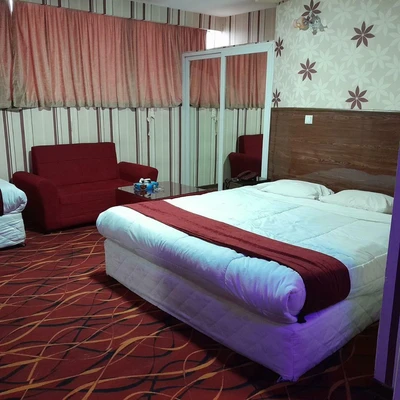 Pouya Hotel