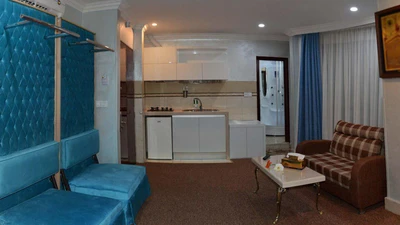 Ghasr Aidin Hotel