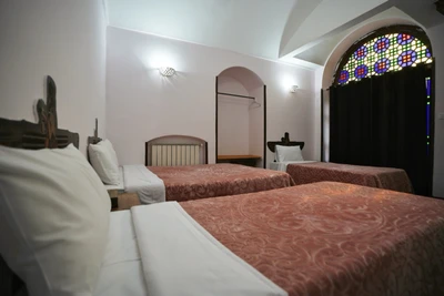 Rose Traditional Hotel