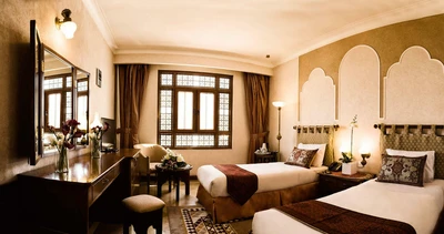 Parsian Safaiyeh Hotel