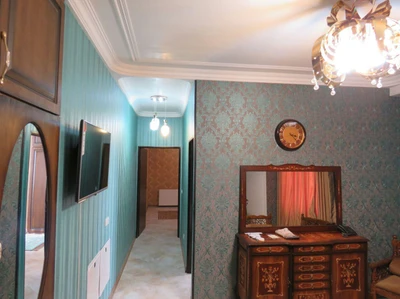 Kourosh Hotel