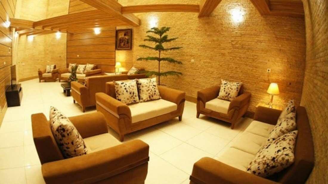 Nasir Al Molk Hotel