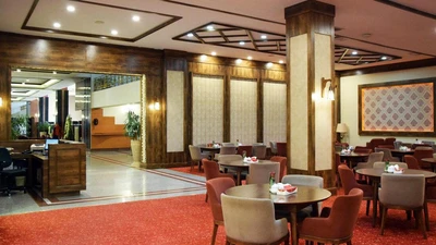 Pardisan Hotel