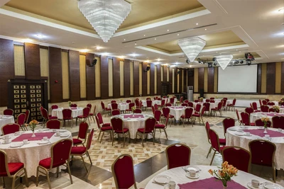 Parsian Safaiyeh Hotel