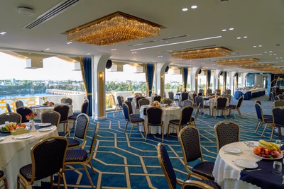 Parsian Kowsar Hotel