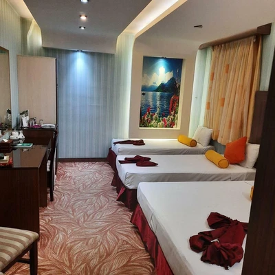 Diplomat Hotel